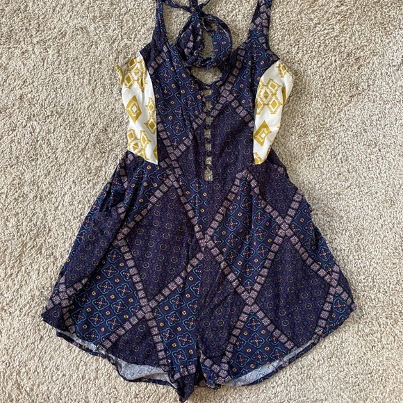 kendall & kylie romper - Picture 1 of 3